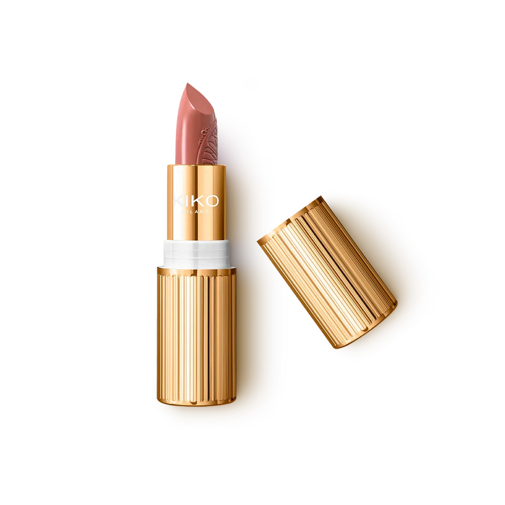 Creamy nourishing lipstick with SPF 30